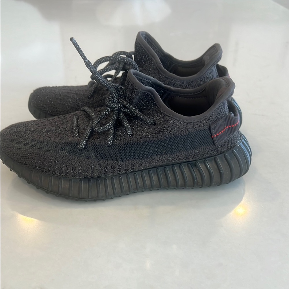Yeezy 350 V2 Black Reflective Sneakers with Knit Design and Ribbed Sole - Picture 3 of 5